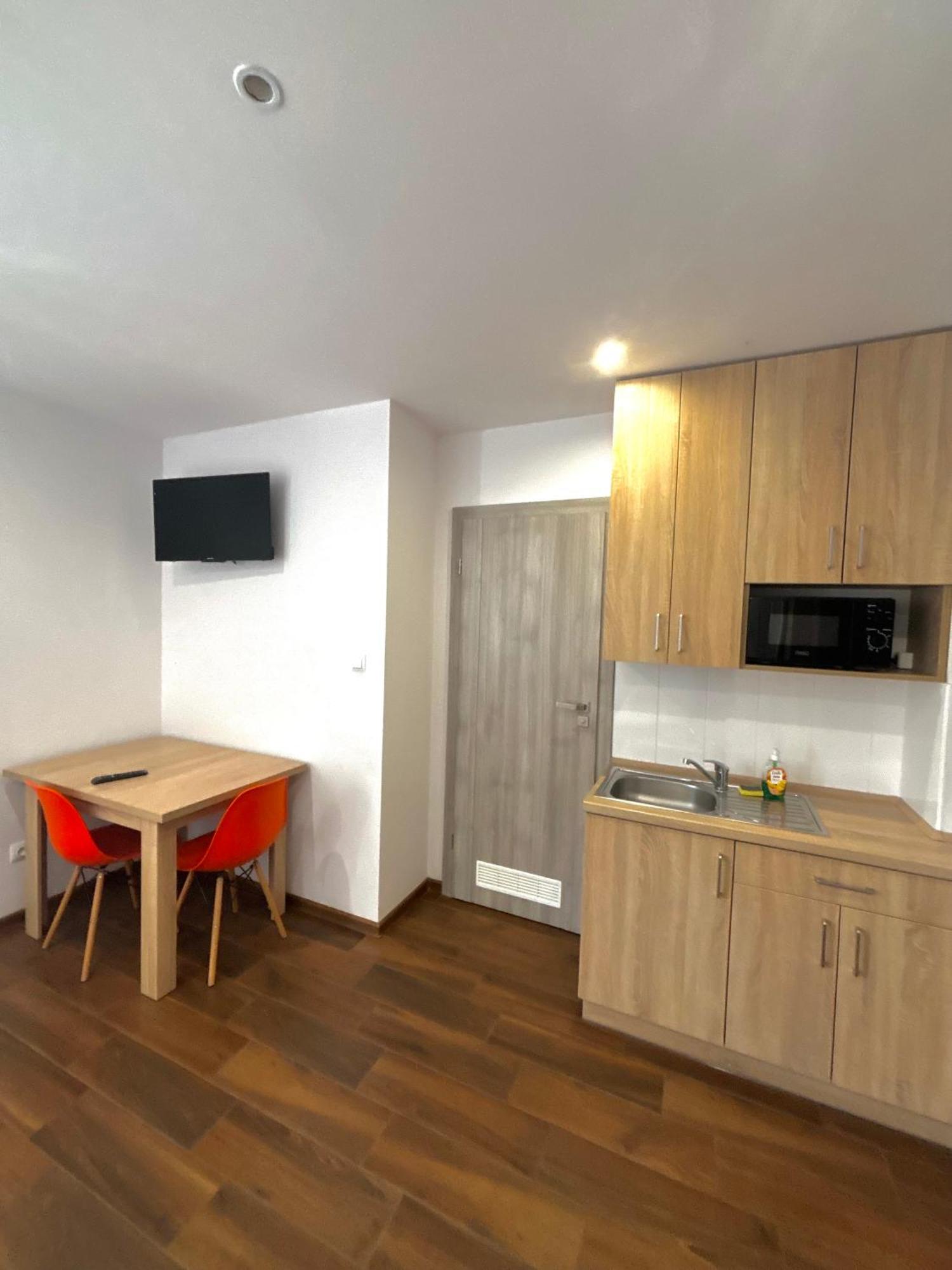 Apartament Residence Ныса Экстерьер фото
